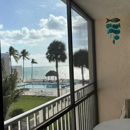 Beachfront Paradise, Heated Pool And Ocean View #9